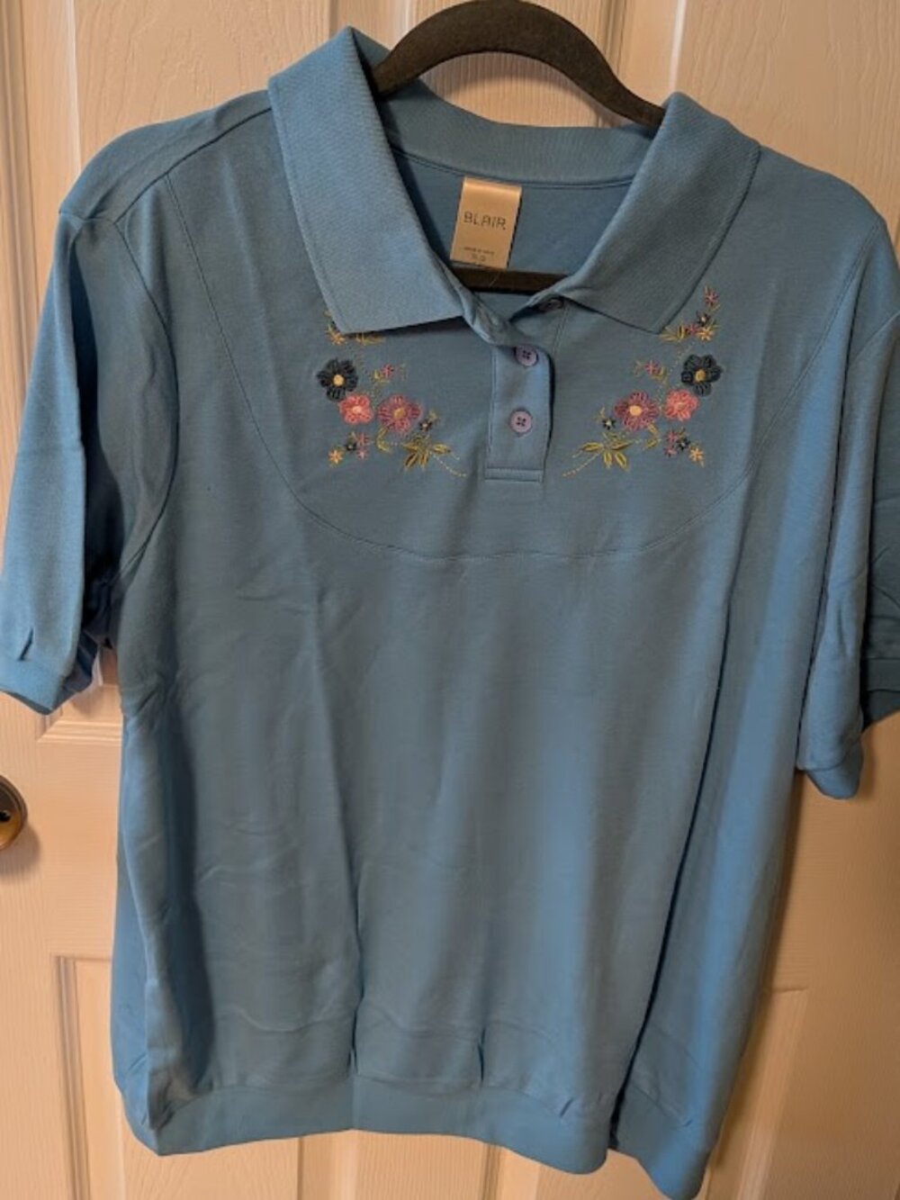 NWT Women's Blair Brand Flower Embroidered XL Cornflower Blue Polo